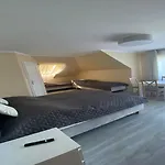 Apartmán In Mi Dzywodzie With A Swimming Pool