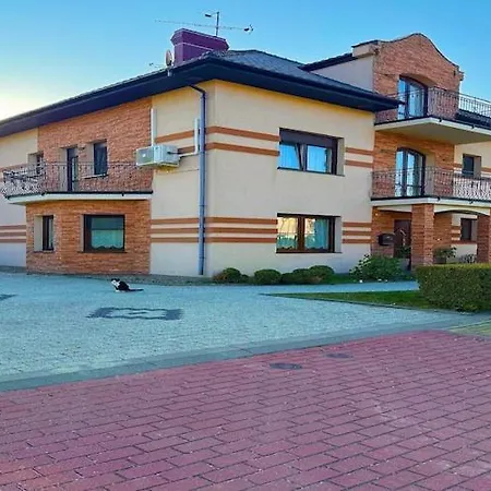 In Mi Dzywodzie Near Baltic Beaches * Miedzywodzie