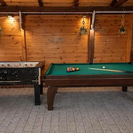 In Mi Dzywodzie With A Swimming Pool Apartament *
