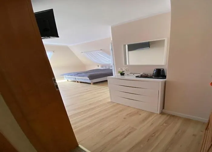 In Mi Dzywodzie Near Baltic Beaches * Międzywodzie