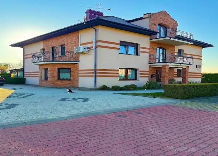 In Mi Dzywodzie Near Baltic Beaches * Międzywodzie